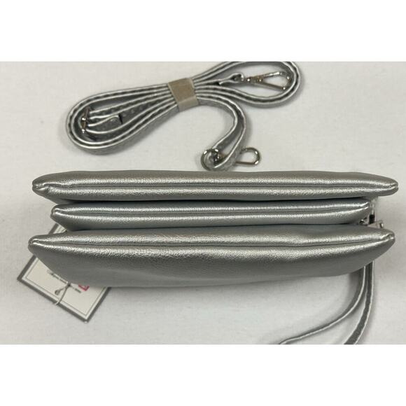 Jen & Co Riley Vegan Crossbody Purse w Shoulder Strap & Wristlet Silver Gray NWT - Picture 7 of 8